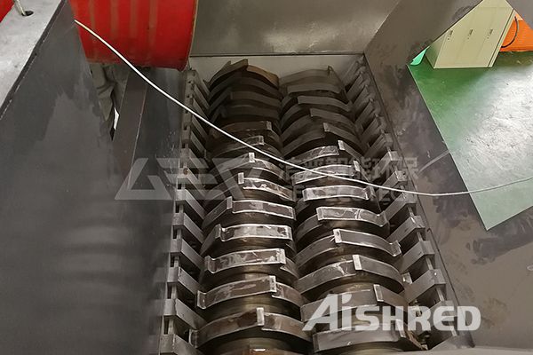 双轴剪切式破碎机